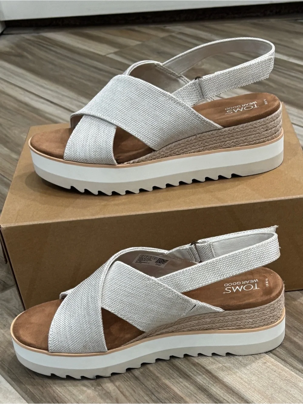 TOMS Women's Diana Crossover Natural Wedge Sandal